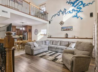 29828 Oak Knoll Rd, Rocky Mount, MO 65072
