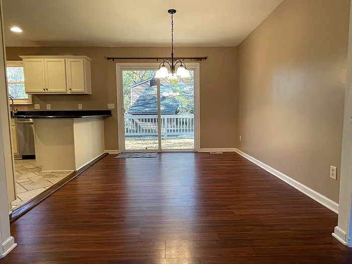 200 Glen Bonnie Ln — Photo 13