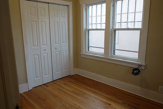 5th image of 1949 S Marion St