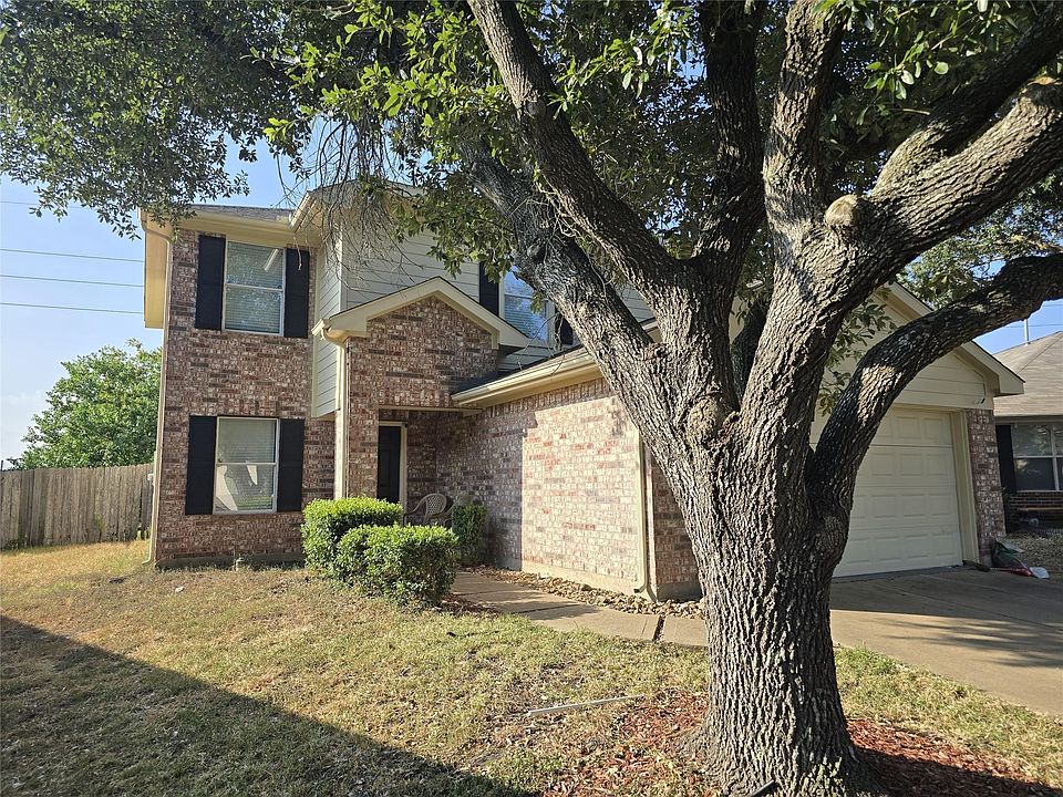 2nd image of 4610 Parkstone Bend Ct