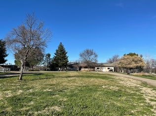 19870 Live Oak Rd, Red Bluff, CA 96080