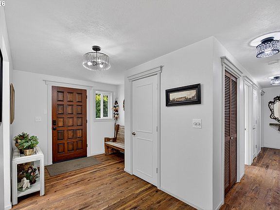 2nd image of 1495 Teakwood Ave