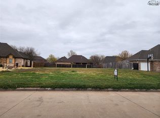 3 Copper Kettle Ct, Wichita Falls, TX 76308