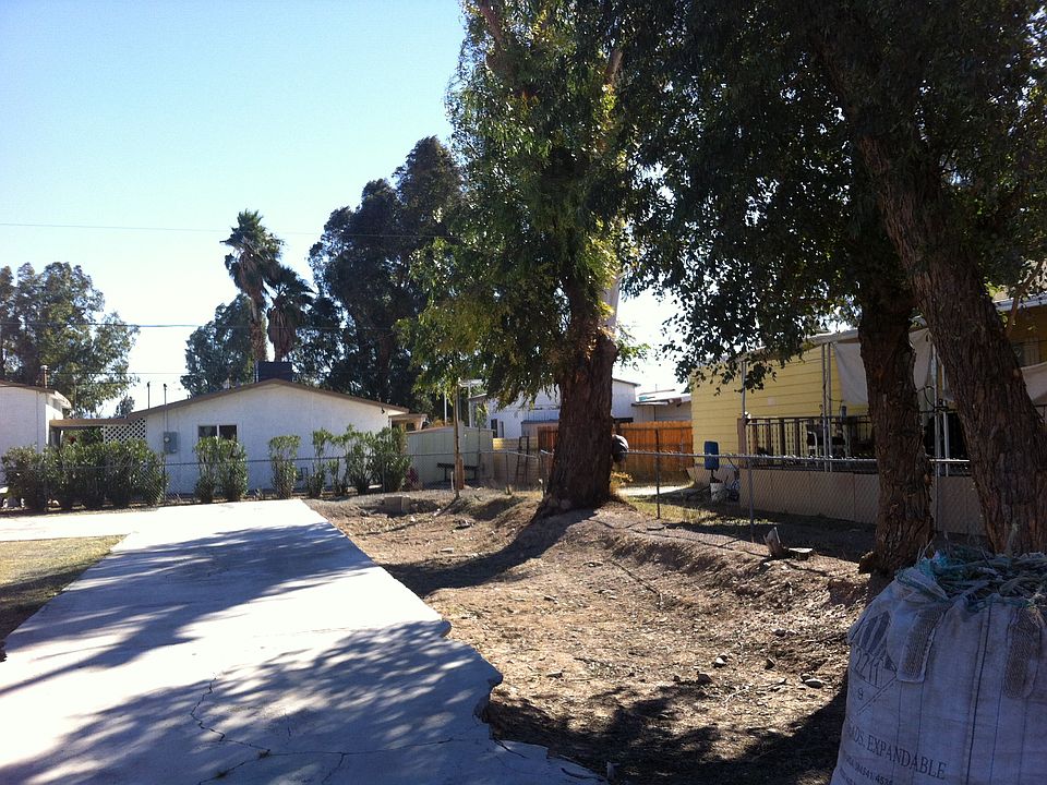 2nd image of 1778 Riverside Dr