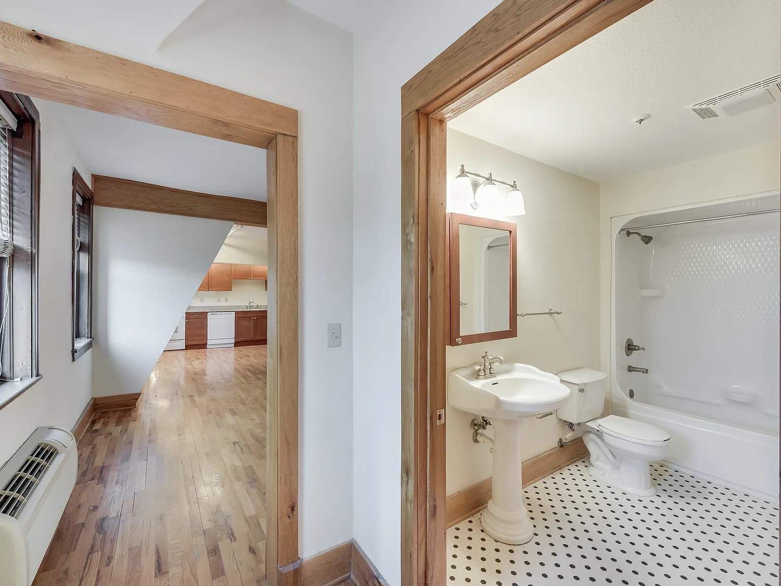 Kenilworth Inn — Photo 4