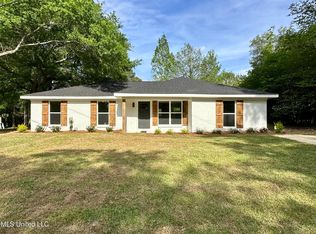 626 Siloam Rd, Magee, MS 39111