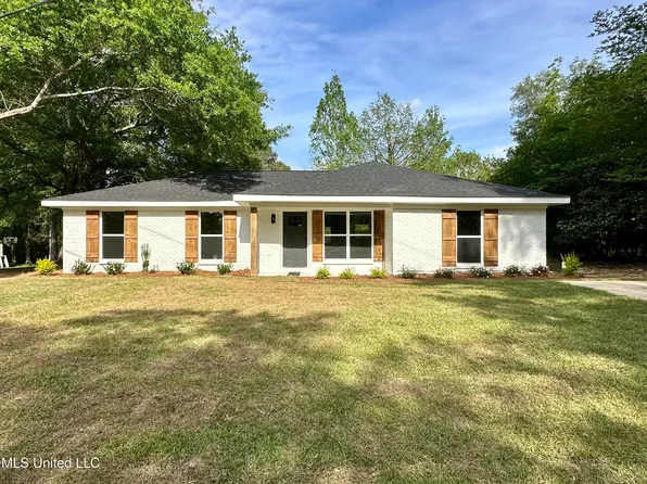 626 Siloam Rd, Magee, MS 39111