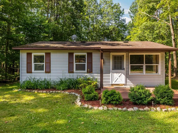 6353 Birchwood Dr, Lake, MI 48632