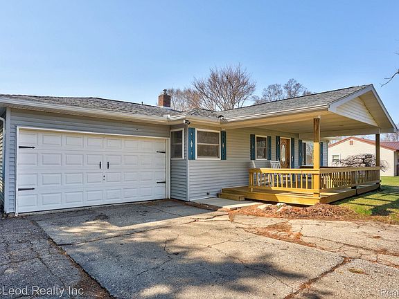3rd image of 5019 Millington Rd