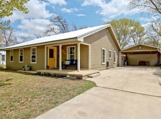 755 McKinley St, New Braunfels, TX 78130