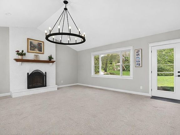 3rd image of 10870 War Admiral Dr