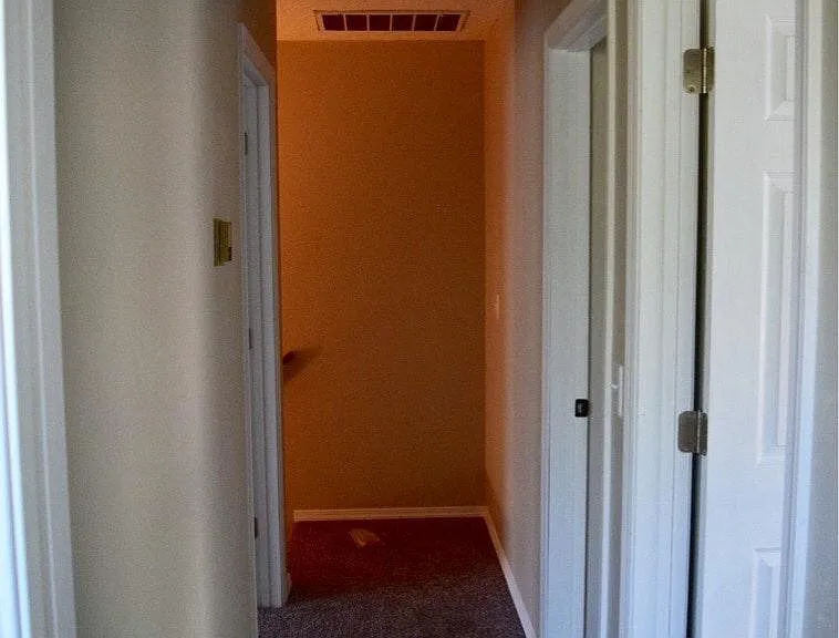 885 NE Scott Ct — Photo 13