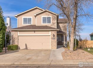 215 N Cherrywood Dr, Lafayette, CO 80026