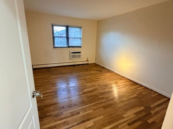 108 Union Rd APT 3R