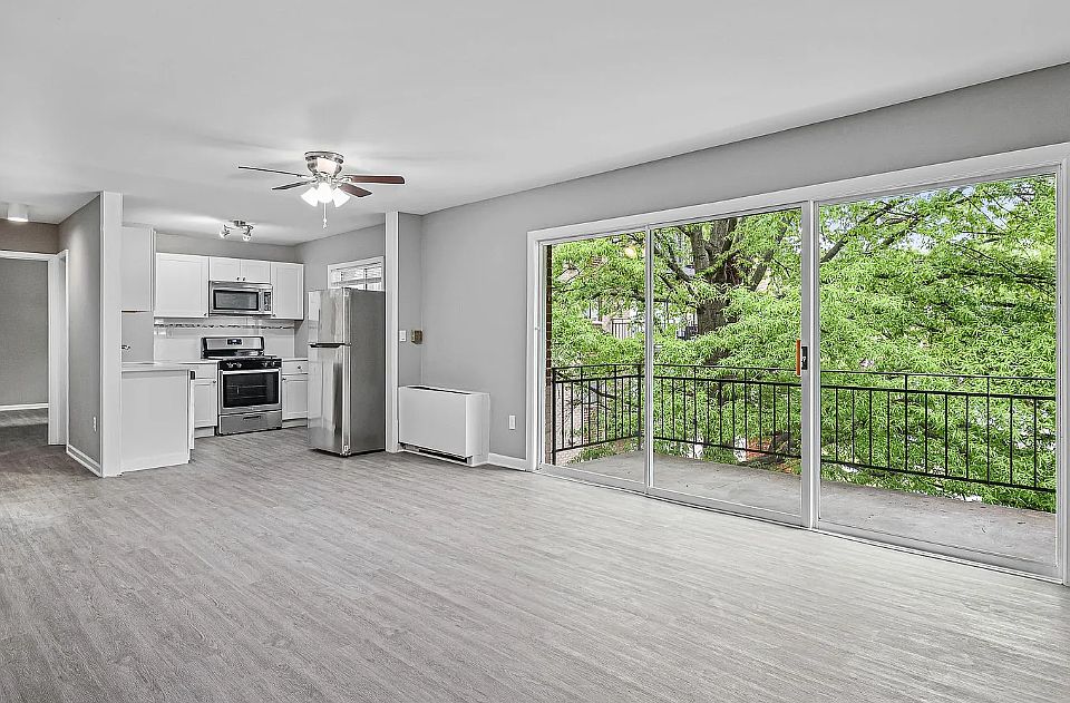 1st image of 4108 Mangalore Dr APT 304