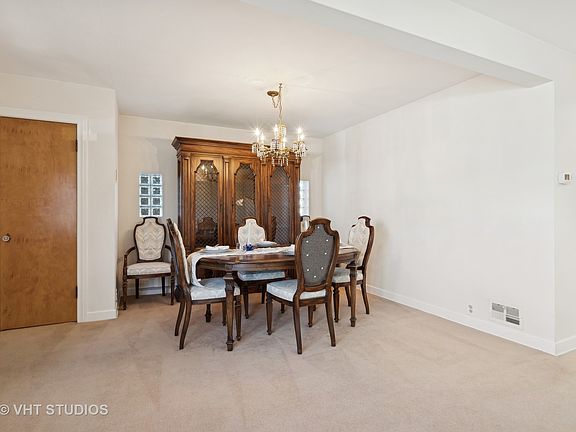 4th image of 7653 N Odell Ave