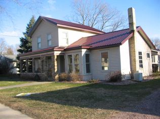 506 1st Ctr, Brodhead, WI 53520