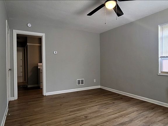 3rd image of 231 E Xenia Dr #A