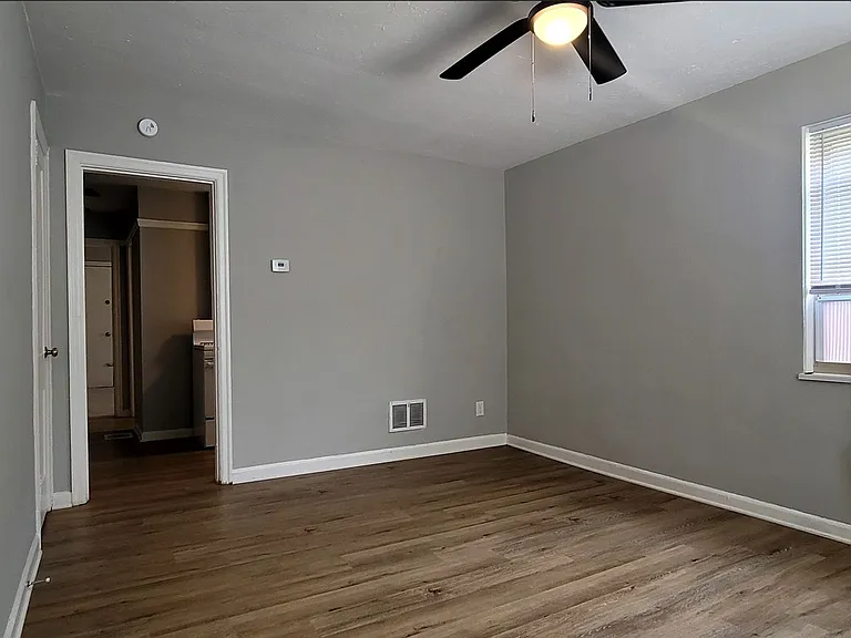 Fairborn - 219-237 East Xenia — Photo 2