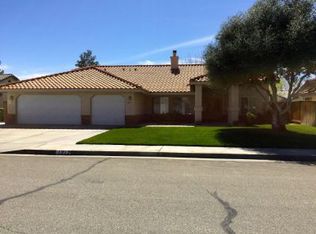 1217 Joshua Ct, Ridgecrest, CA 93555