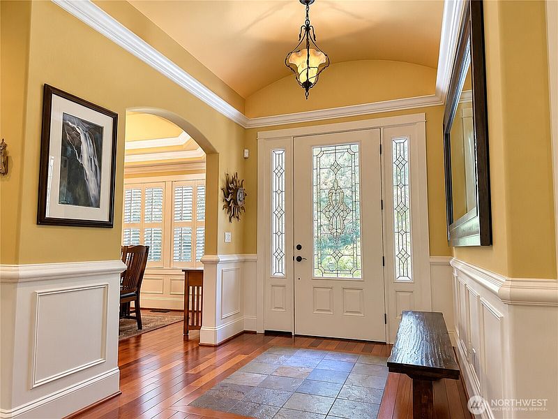 3rd image of 18210 Homeview Drive