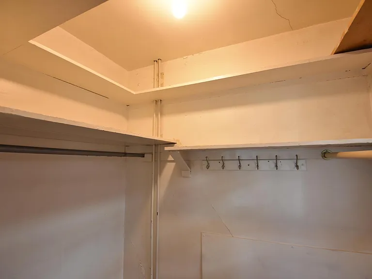 1145 Pennsylvania Ave #4 — Photo 7
