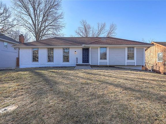 2nd image of 10411 W 49th Pl