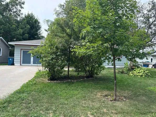617 4th Ave N, Sauk Rapids, MN 56379