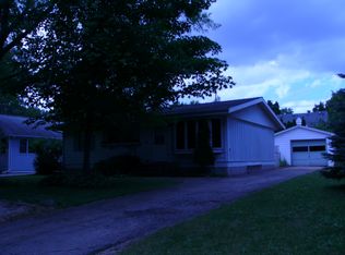 4326 Clover Ct, Madison, WI 53711