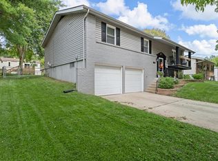 751 Windingpath Ln, Manchester, MO 63021