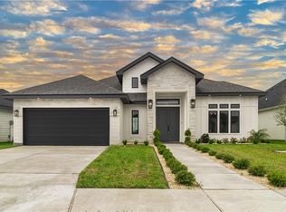 1011 Broken Arrow Dr, Alamo, TX 78516