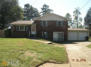1831 Lamplight Ct, Morrow, GA 30260