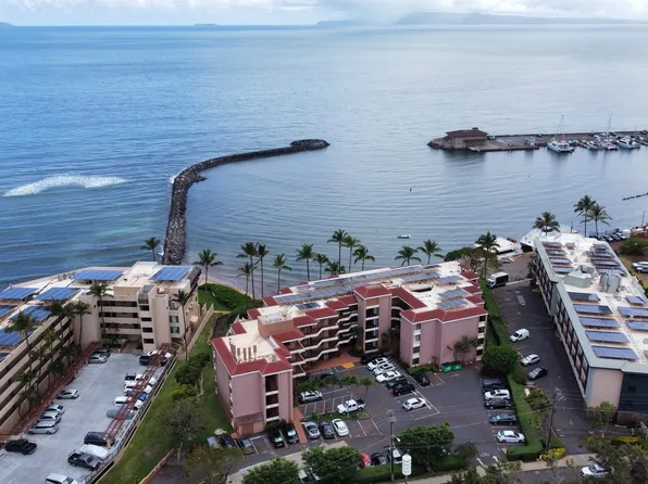 30 Hauoli St APT 412, Wailuku, HI 96793