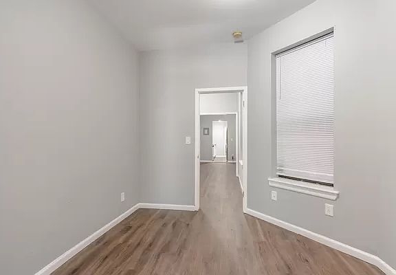 5th image of 155 W 106th St #2B