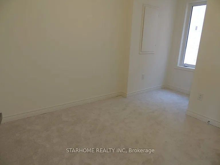 9436 Bayview Ave #COACH — Photo 7