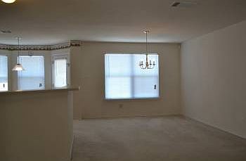 3rd image of 221 Wegstrom St