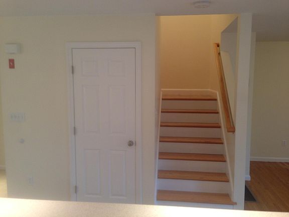 5th image of 6 Harriet Dr #6