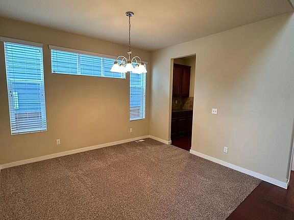 4th image of 9341 Stevens Ct NE