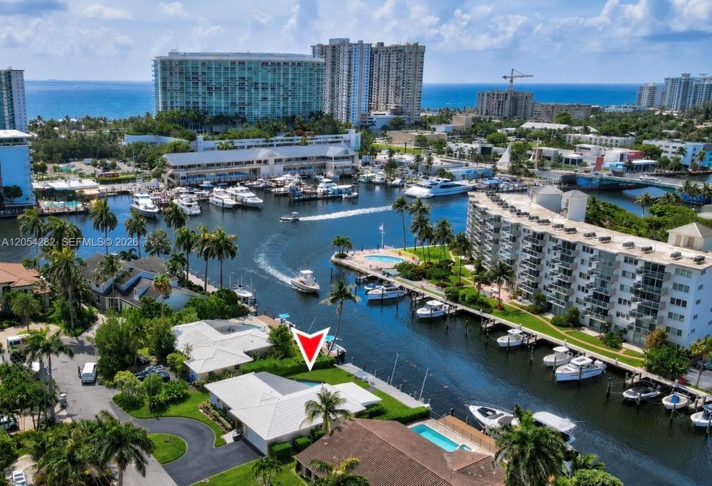 2762 NE 3rd St, Pompano Beach