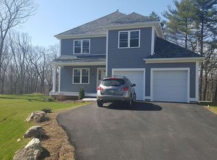 45 Hickory Rd, Cumberland, RI 02864