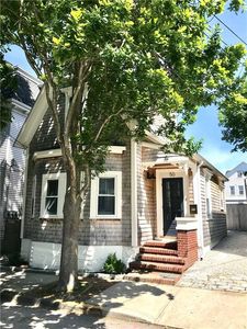 50 Lee Ave, Newport, RI, 02840