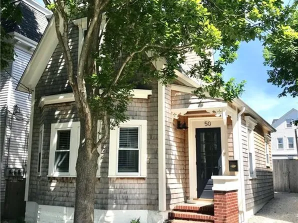 50 Lee Ave, Newport, RI 02840