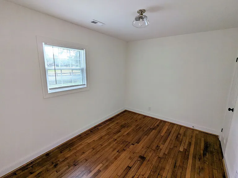 6018 Club Rd #B — Photo 8