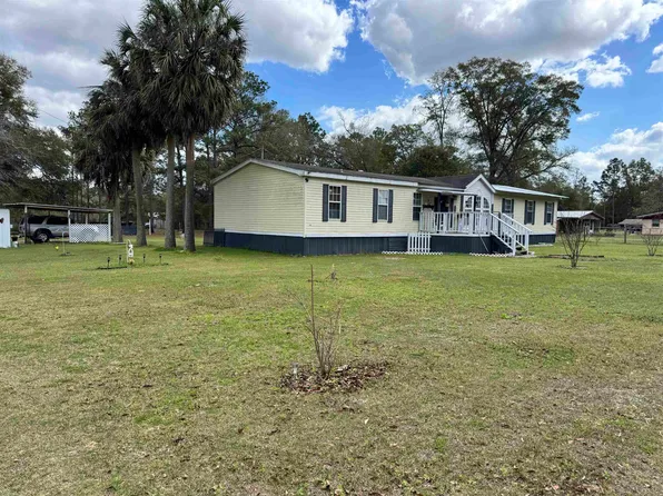 162 Fitzsimmons St, Chattahoochee, FL 32324