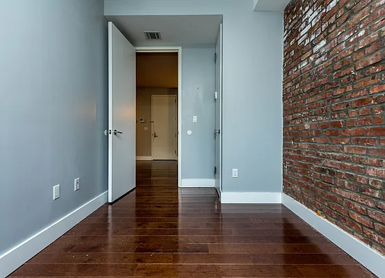 Rented by Nooklyn NYC LLC | media 11