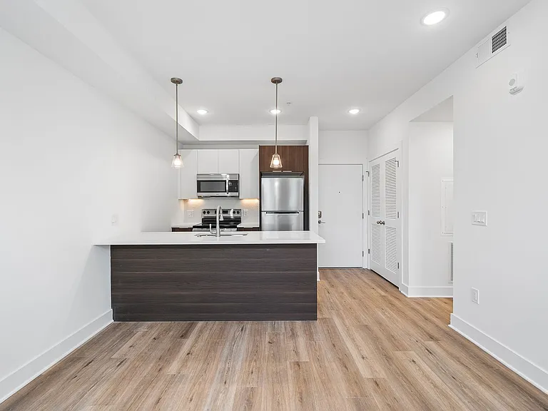 4324 Lancaster Ave — Photo 35