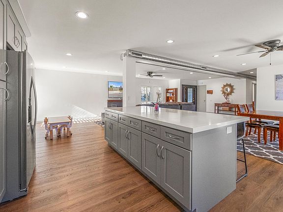 5th image of 1558 Wakefield Ave