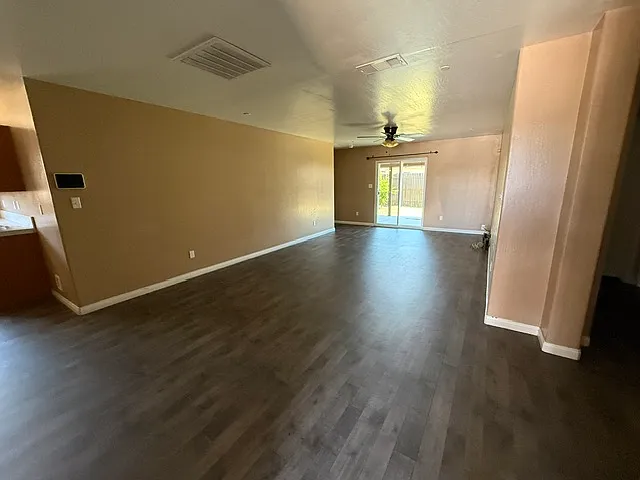 1037 Honeybell Ct — Photo 17