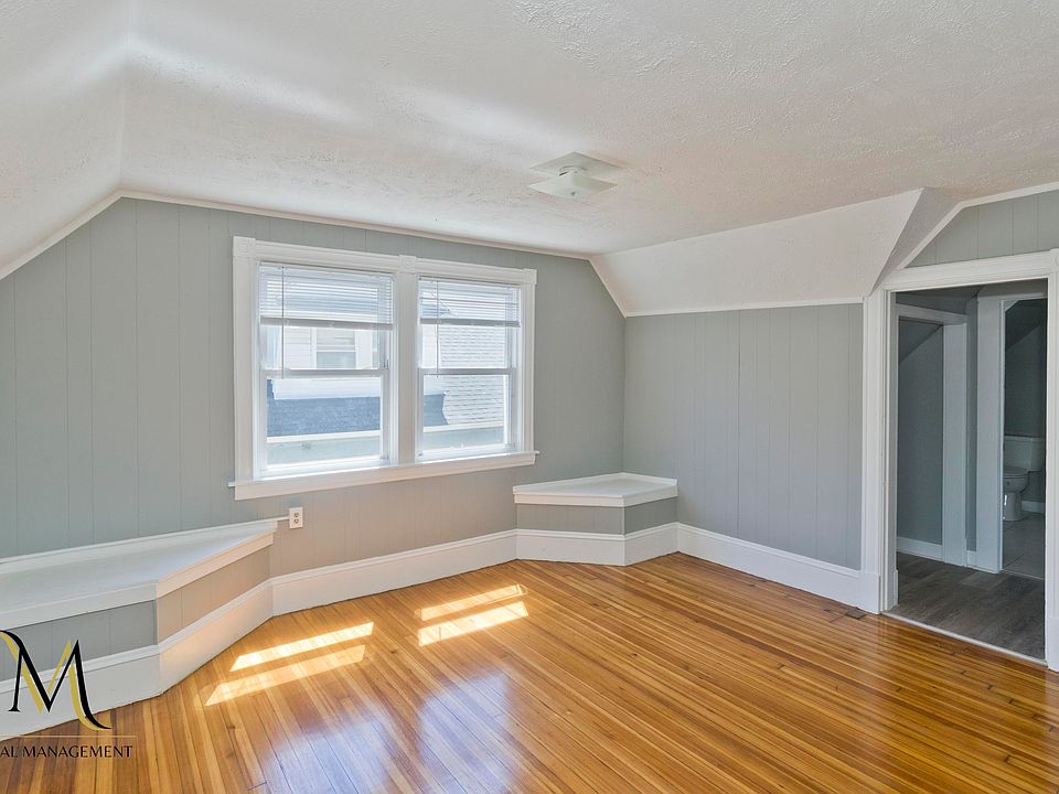 1st image of 122 Fort Pleasant Ave #3