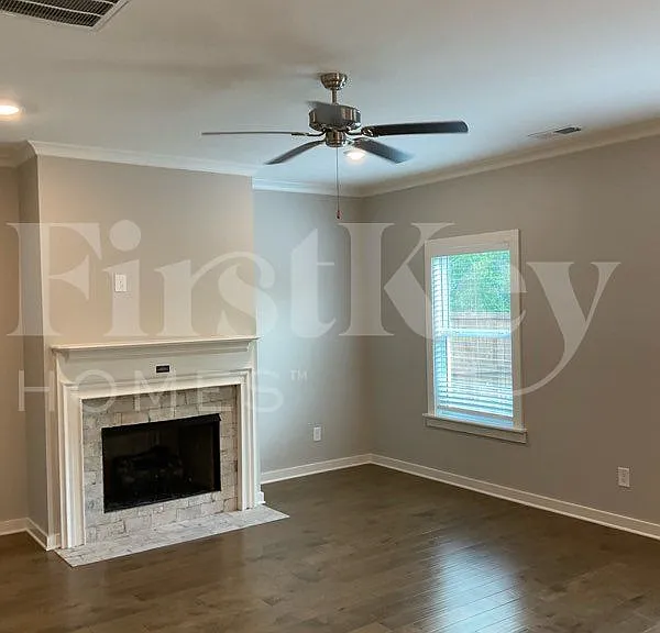 613 Windmill Cir — Photo 2